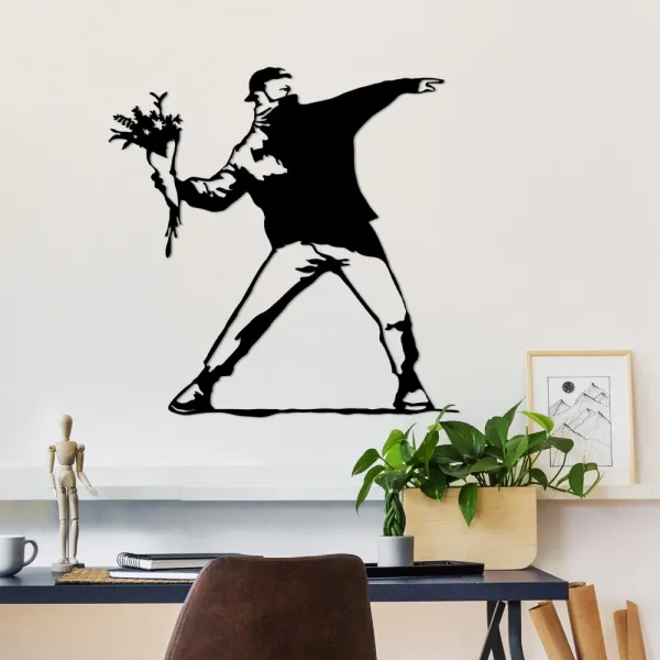 Dekoratívny kovový doplnok na stenu Banksy Metal 01