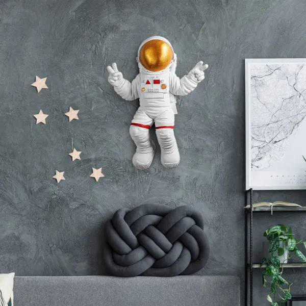 Dekoratívny doplnok na stenu Peace Sign Astronaut - 1