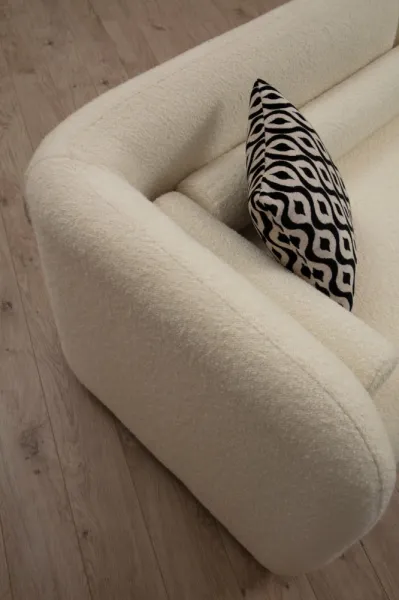 Trojmiestna pohovka Victoria Cream Bouclette