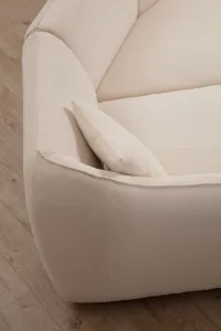 Hanah Home Třímístná pohovka Mentis 288 cm krémová