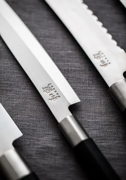 KAI Wasabi Black Slicing 6723L 23 cm