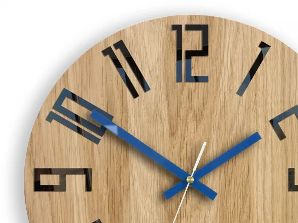 ModernClock Drevené nástenné hodiny Slim 33 cm čierne/tmavomodré/hnedé