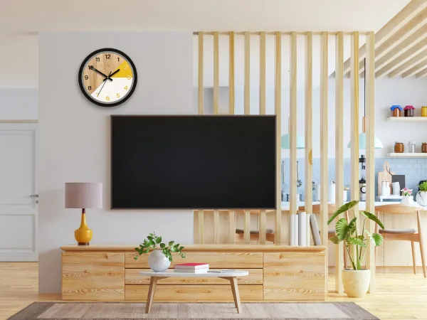 ModernClock Drevené nástenné hodiny Paris 33 cm žlté/čierne