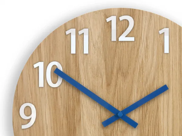 ModernClock Drevené nástenné hodiny Amadeus 33 cm modré/biele