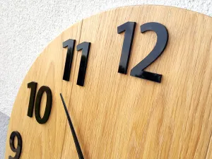 ModernClock Drevené nástenné hodiny Amadeus 50 cm čierne/hnedé