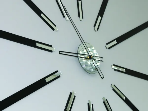 ModernClock Nástenné samolepiace hodiny Veľké 115 cm zrkadlové/čierne