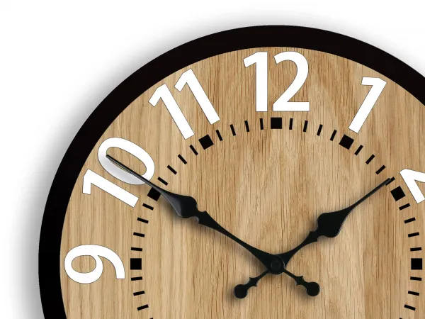 ModernClock Drevené nástenné hodiny Berlin 33 cm biele/hnedé