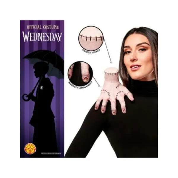 Wednesday Nevermore Academy Vec na pleci - ruka na pleci-MOVEO