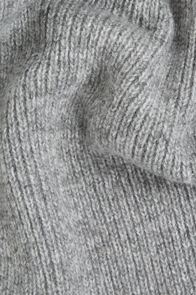 Šál Karl Lagerfeld K/Signature Crochet Scarf Light Grey Melange