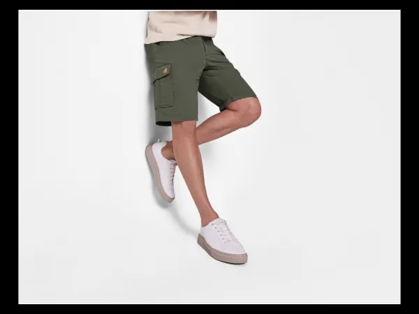 Pánske cargo šortky Premium (olivová, L (52/54))