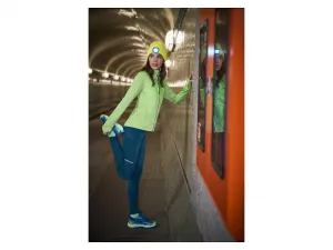 Crivit Pletená čiapka s LED čelovkou