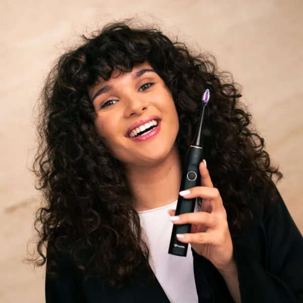 TRUELIFE SonicBrush clean 70 UV sonická kefka čierna