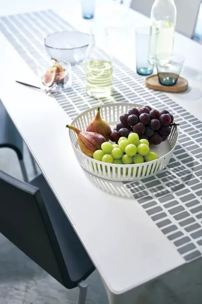 Dekoračná miska Yamazaki Tower 25 cm biela farba