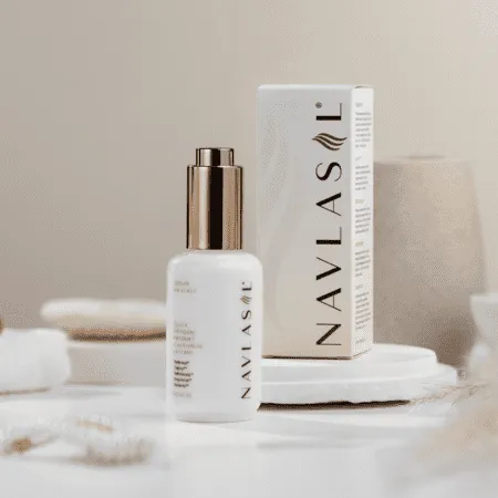 NAVLASIL Sérum proti vypadávaniu šediveniu vlasov 50 ml