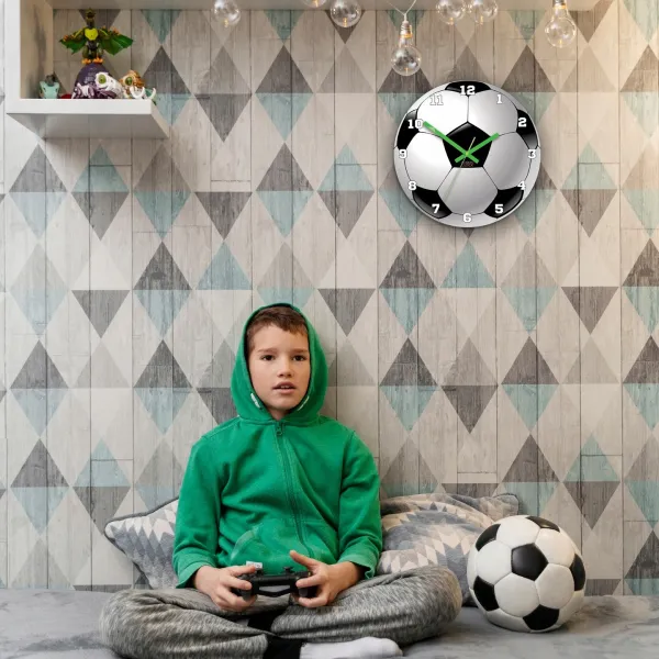 ModernClock Dětské nástěnné hodiny Fotbal 30 cm černobílé