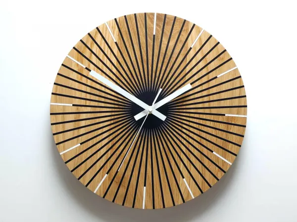 ModernClock Drevené nástenné hodiny Arian 33 cm dub prírodný/čierny