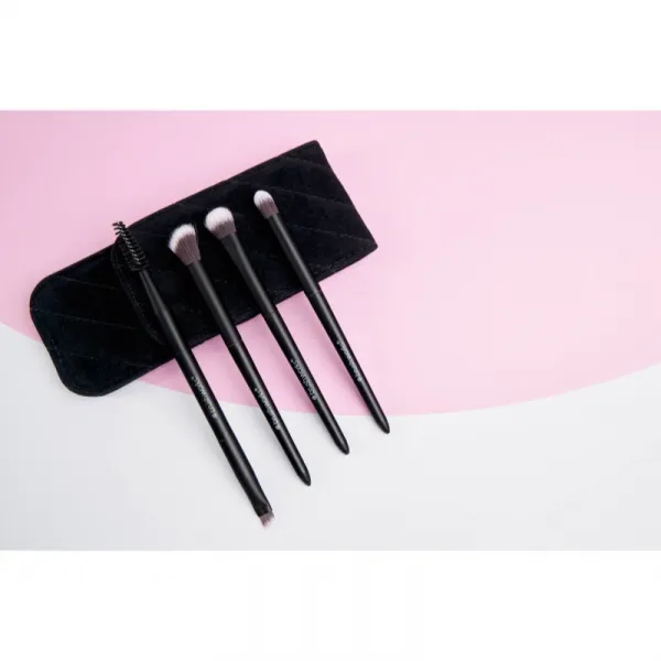 Brushworks Travel Eye Brush Set sada štetcov na cesty