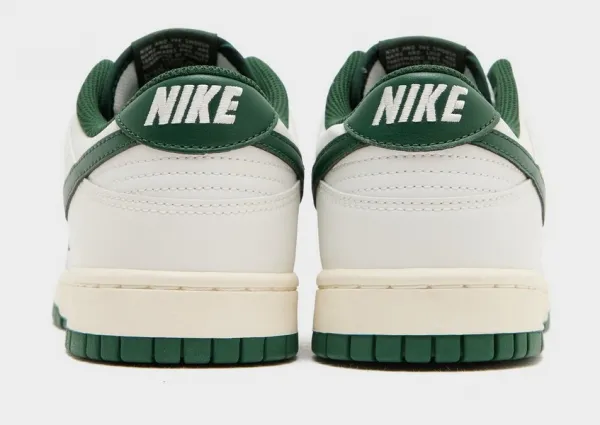 Nike Dunk Low Retro