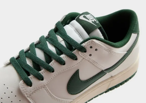 Nike Dunk Low Retro