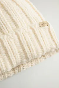 Čapica Woolrich Chunky Beanie Milky Cream