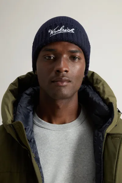 Čapica Woolrich Merino Wool Logo Beanie Melton Blue
