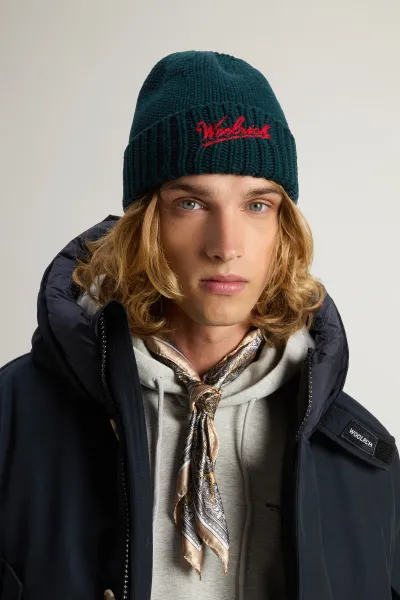 Čapica Woolrich Merino Wool Logo Beanie Ponderosa Pine