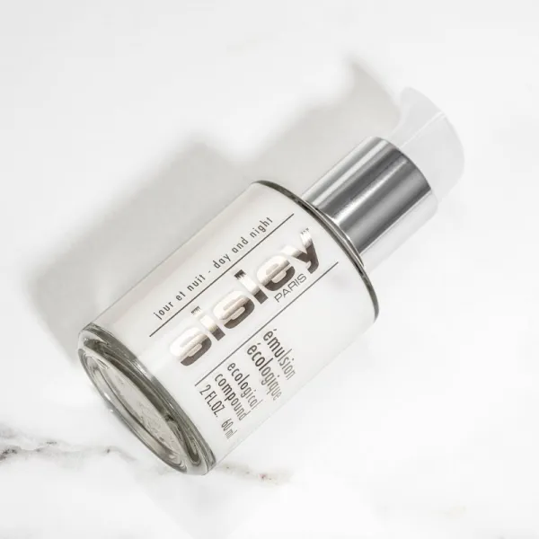 Sisley Ecological Compound Day and Night hydratačná emulzia s regeneračným účinkom 60 ml
