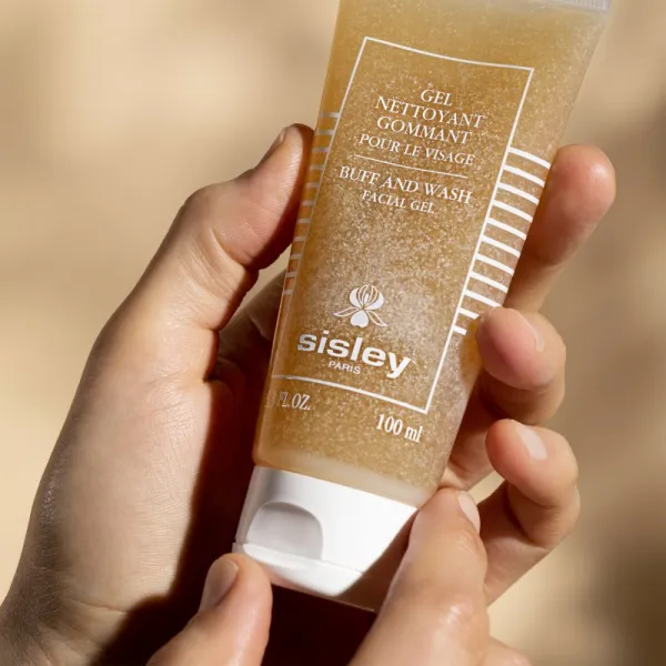 Sisley Buff And Wash Facial Gel exfoliačný gél na tvár 100 ml