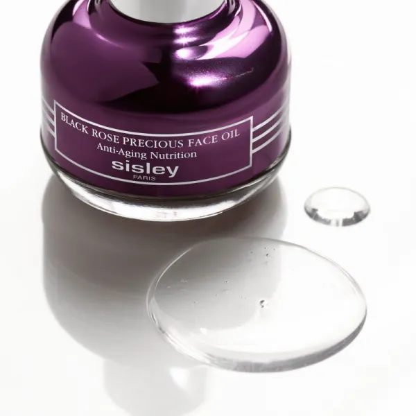 Sisley Black Rose Precious Face Oil vyživujúci pleťový olej s revitalizačným účinkom proti vráskam 25 ml