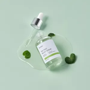 iUnik Tea Tree upokojujúce pleťové sérum pre citlivú pleť so sklonom k akné 50 ml