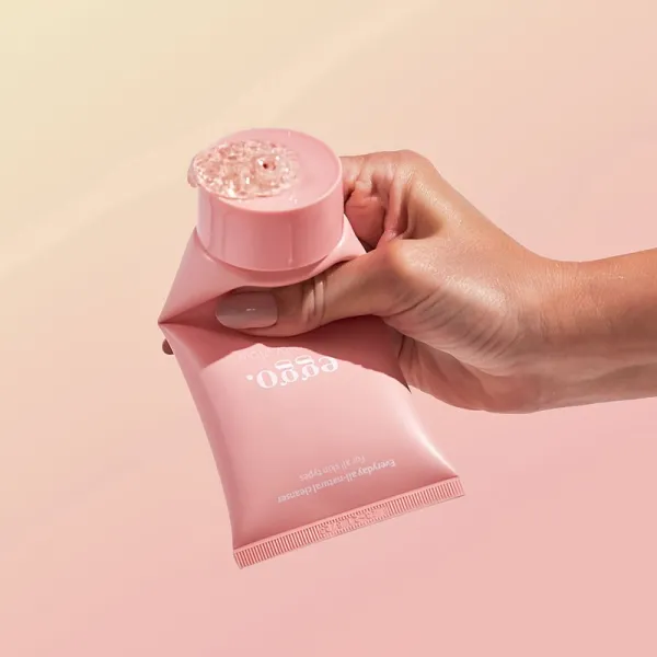 Eggo Infinity Glow čistiaci gél na tvár 150 ml