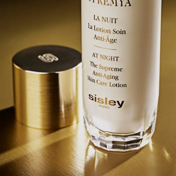 Sisley Supremÿa The Supreme Anti-Aging intenzívne hydratačné a tonizačné pleťové mlieko proti starnutiu pleti 140 ml