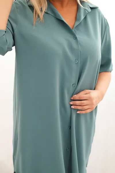 Legínovo Dámske košeľové šaty Plus Size s dlhším zadným dielom a vyhrnutým rukávom hnedé Farba: Tmavá mätová, Veľkosť: UNI