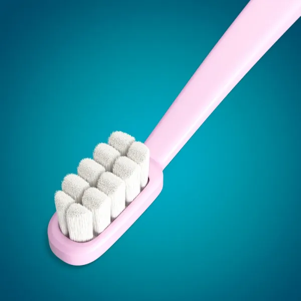 MEDIBLANC Toothbrush Silk zubná kefka s jemnými štetinami 4 ks