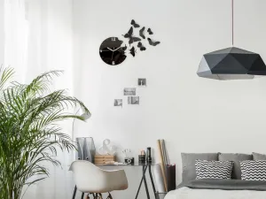 ModernClock Nástenné samolepiace hodiny Motýľ 28 cm čierne