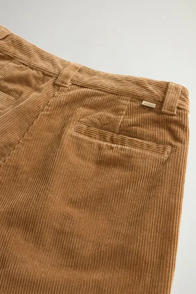 Nohavice Woolrich Corduroy Pant Cornstalk