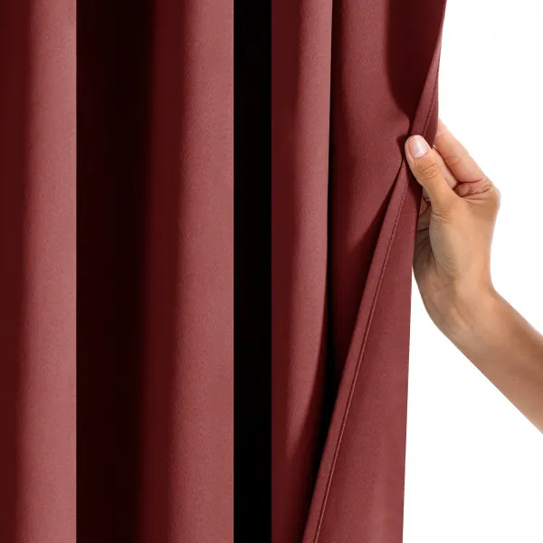 Restilo Záves AmeliaHome Blackout s priechodkami 140x245 cm ružové víno, veľkosť 140x245