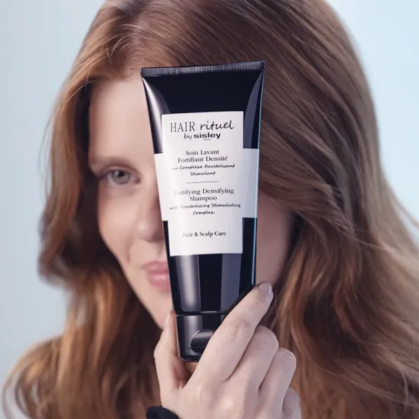 Hair Rituel by Sisley Fortifying Densifying Shampoo šampón na spevnenie a rast vlasov 200 ml