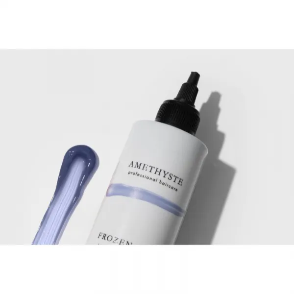 FarmaVita Amethyste Instant Colouring Fluid farbiaca maska pre šedivé vlasy odtieň Lilac Frozen 250 ml