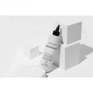 FarmaVita Amethyste Instant Colouring Fluid farbiaca maska pre šedivé vlasy odtieň Lilac Frozen 250 ml