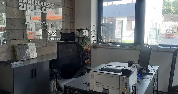 ANTARES Ergonomická kancelárska stolička EDGE čierna – na dlhé sedenie 8–12 h