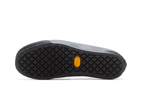 Vans Authentic One Piece Leather "Black" (VN000DCPFAP)