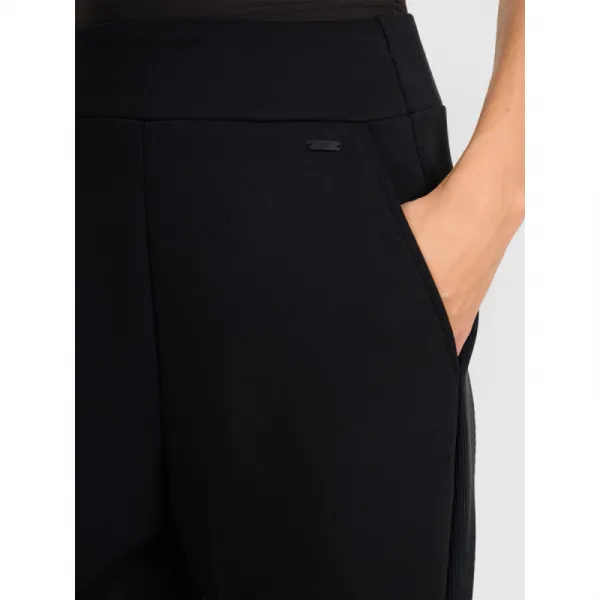 Dámske tepláky 4F TROUSERS CAS F1180-WAW25TTROF1180-21S-BLACK