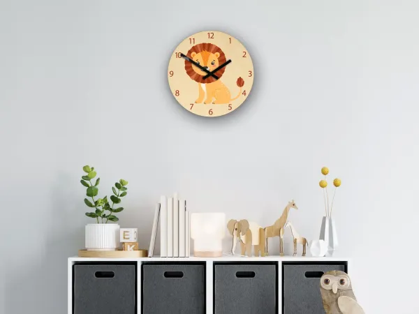 ModernClock Dětské nástěnné hodiny Ami Lev 30 cm vícebarevné