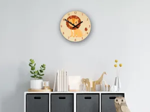 ModernClock Dětské nástěnné hodiny Ami Lev 30 cm vícebarevné