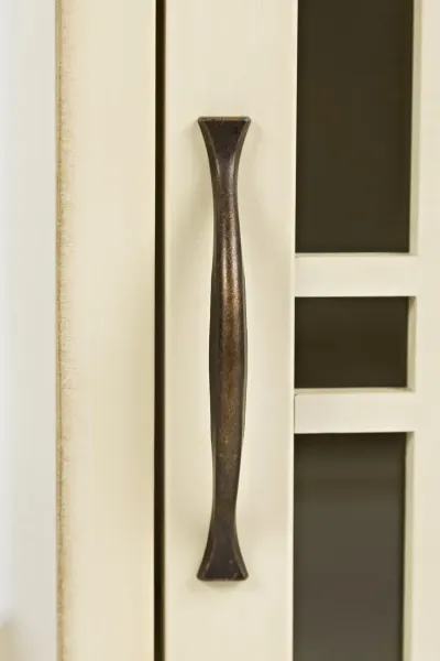 LivinHill Noční stolek Avola 41 cm z masivu s USB porty krémový