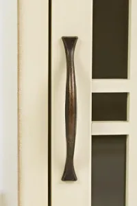 LivinHill Noční stolek Avola 41 cm z masivu s USB porty krémový