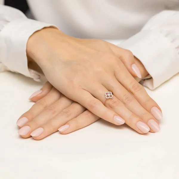 Blink-Blink Prsteň ŠTVORLÍSTOK ružové zlato s diamantami 0.13 ct1687RDB