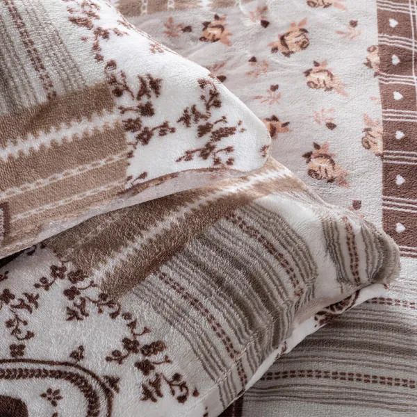 Posteľné obliečky z mikroplyšu PATCHWORK béžová