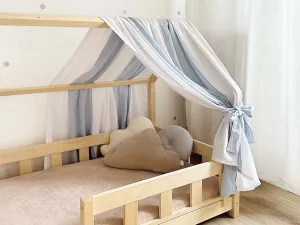 Mušelínová strieška na domčekovú posteľ PRUHOVANÁ Zvoľte farbu: Modrá, Zvoľte rozmer: 320 cm